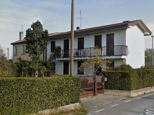 Case e ville in vendita di 180 m² in Via Sabbioni, 22