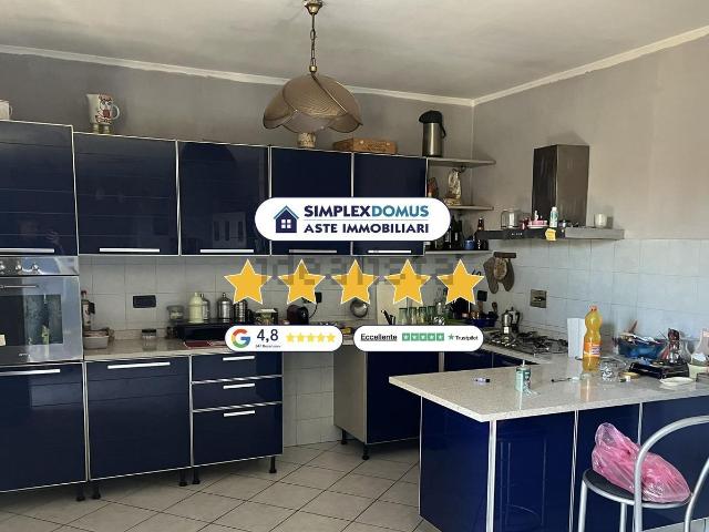 Case e ville in vendita di 180 m² in Via Ruatti