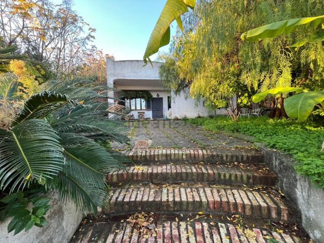 Case e ville in vendita di 180 m² in Contrada Costa degli Aranci