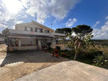 Case e ville in vendita di 180 m² in Contrada FERRANTE POLICARETTO