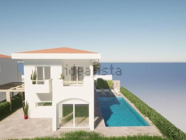 Case e ville in vendita di 180 m² in Contrada Marina del Faro, 7
