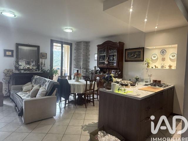 Case e ville in vendita di 180 m² in Località Poderino