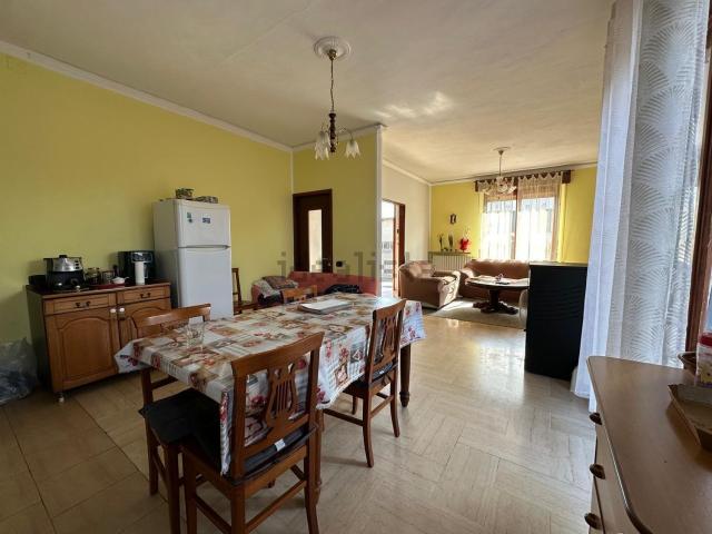 Case e ville in vendita di 180 m² in Piazza Marocchi, 1