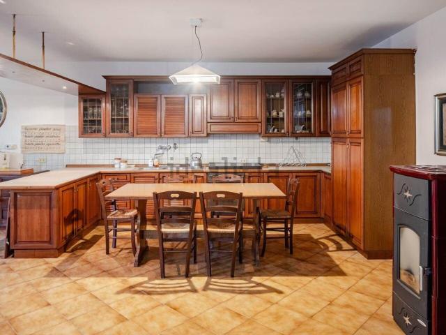 Case e ville in vendita di 180 m² in Strada San Nicolao