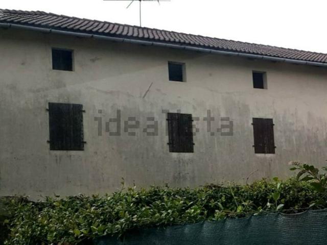 Case e ville in vendita di 181 m² in Via Tagliamento, 4