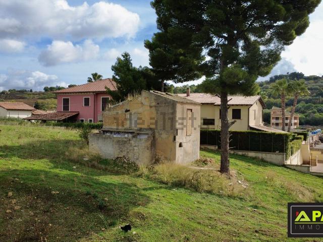 Case e ville in vendita di 1820 m² in Via Alcide De Gasperi