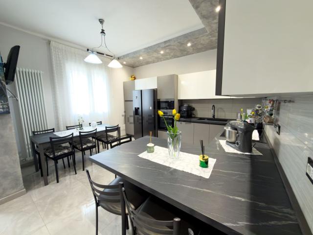 Case e ville in vendita di 182 m² in Via Gorizia, 2