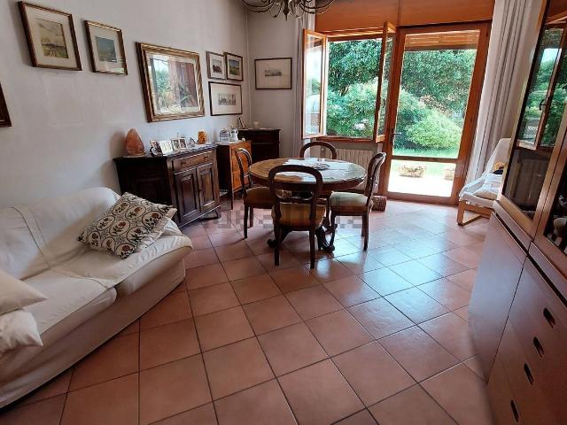 Case e ville in vendita di 182 m² in Via Giacomo Zanella