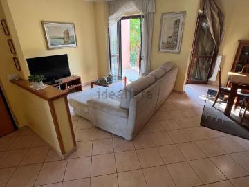 Case e ville in vendita di 183 m² in Via Fiume Ninfa