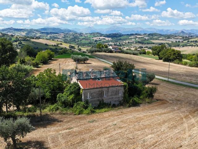 Case e ville in vendita di 184 m² in Via Colle Ete, 46
