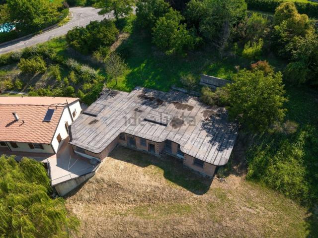 Case e ville in vendita di 184 m² in Via Alexander Fleming