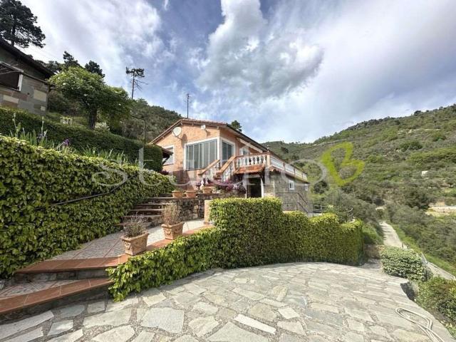 Case e ville in vendita di 184 m² in Strada Provinciale 57
