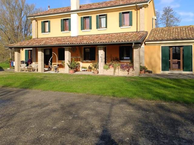 Case e ville in vendita di 185 m²