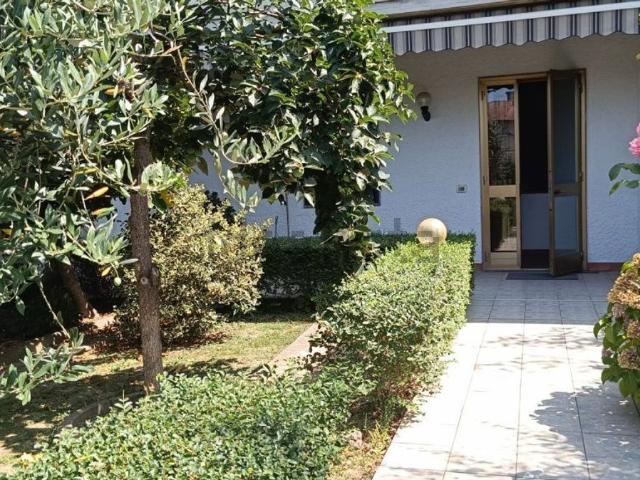 Case e ville in vendita di 185 m²