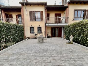 Case e ville in vendita di 185 m² in Via San Novo, 4