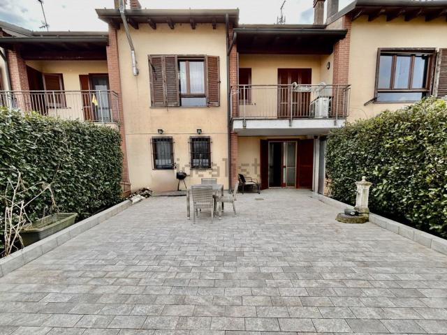 Case e ville in vendita di 185 m² in Via San Novo, 4