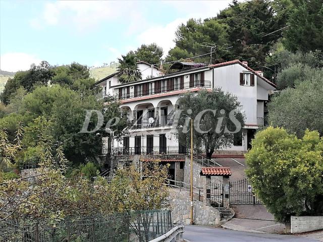 Case e ville in vendita di 185 m² in Strada Provinciale 57