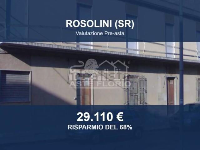 Case e ville in vendita di 186 m² in Via Gonzaga, 104
