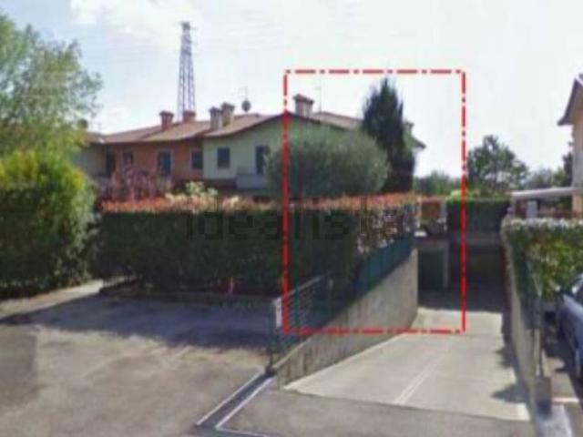 Case e ville in vendita di 186 m² in Via Tagliamento