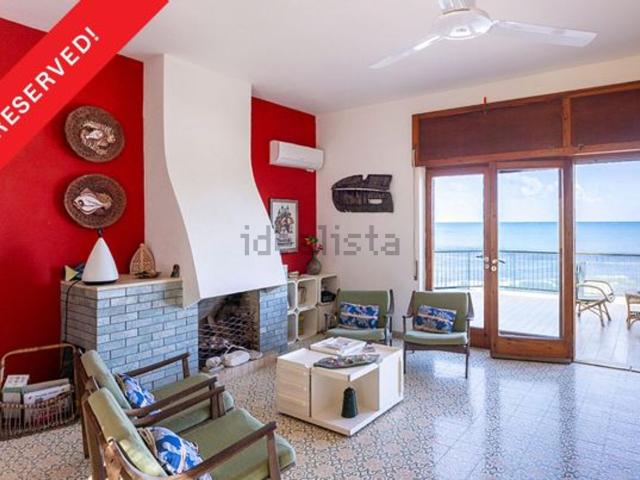 Case e ville in vendita di 187 m² in Via del Corsaro