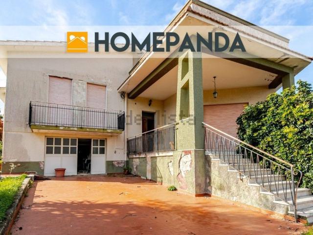 Case e ville in vendita di 187 m² in Via Santa Caterina, 2
