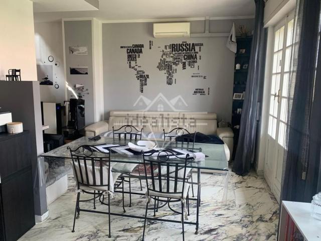 Case e ville in vendita di 187 m² in Via Paganini in Fiumaretta, 16