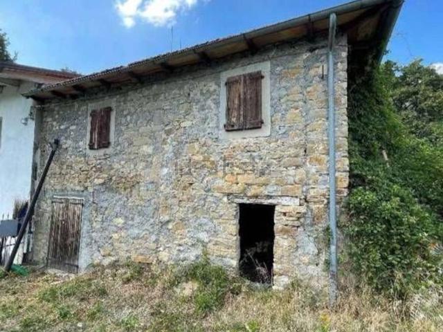 Case e ville in vendita di 188 m² in Via Le Coste