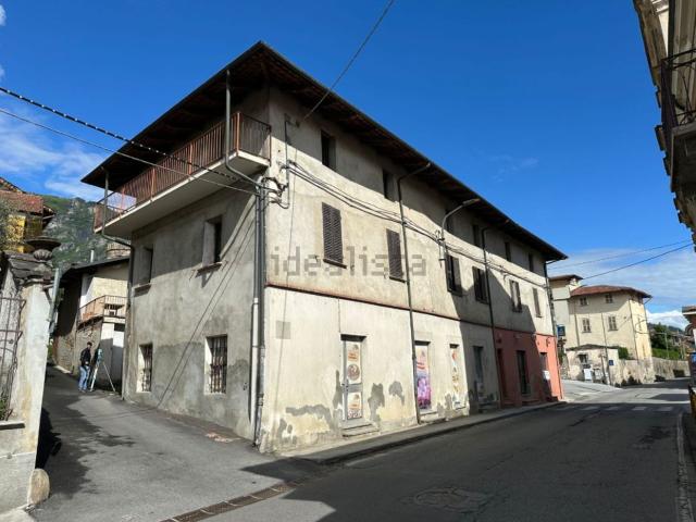 Case e ville in vendita di 189 m² in Via della Ronda