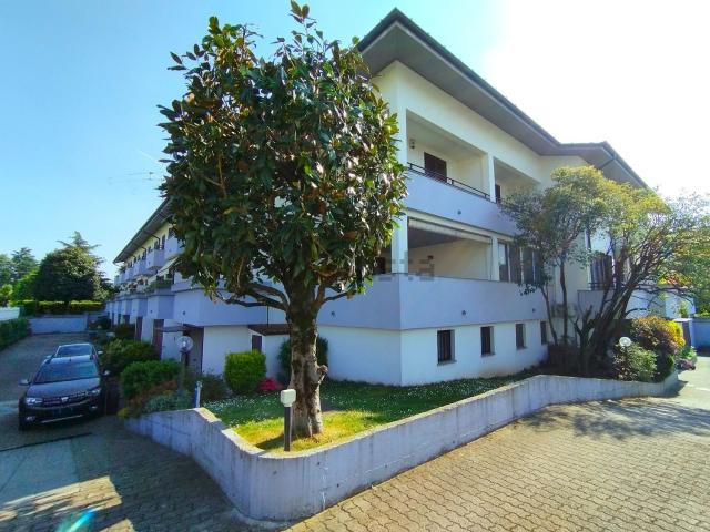 Case e ville in vendita di 189 m² in Via Papa Giovanni XXIII, 5