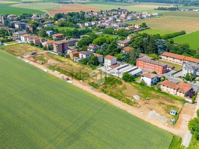 Case e ville in vendita di 189 m² in Strada Martinella, 66