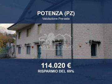 Case e ville in vendita di 1901 m² in Via Sant&apos Oronzo, 240