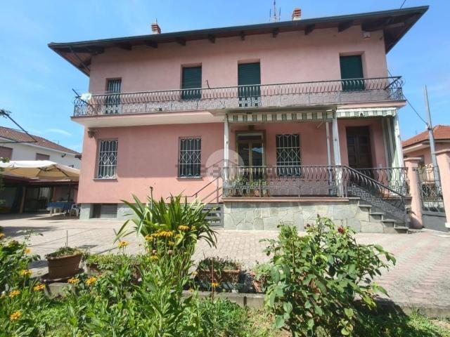Case e ville in vendita di 190 m²