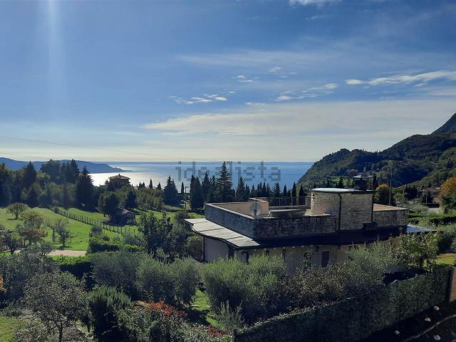 Case e ville in vendita di 190 m²