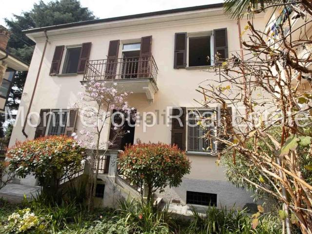 Case e ville in vendita di 190 m²