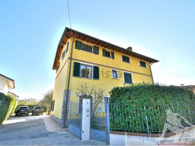 Case e ville in vendita di 190 m²