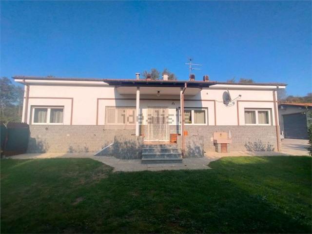 Case e ville in vendita di 190 m² in Via A. G. Barrili