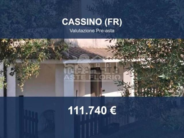 Case e ville in vendita di 190 m² in Via Appia Nuova, 151