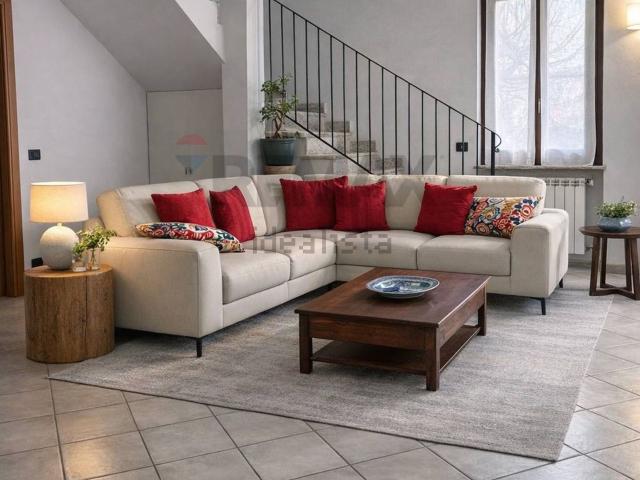 Case e ville in vendita di 190 m² in Via Giuseppe Verdi, 7