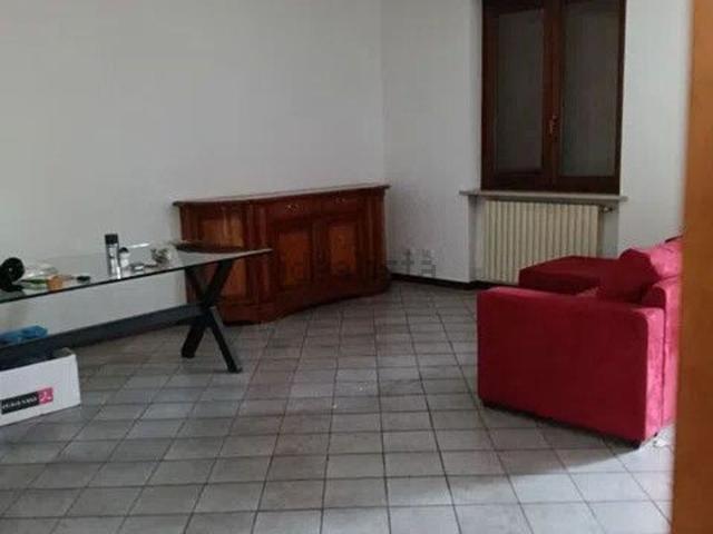 Case e ville in vendita di 190 m² in Via Mantovana