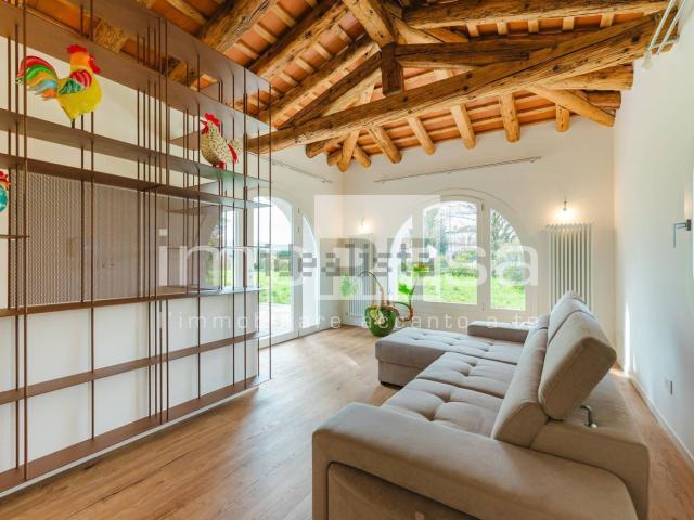 Case e ville in vendita di 190 m² in Via Noalese