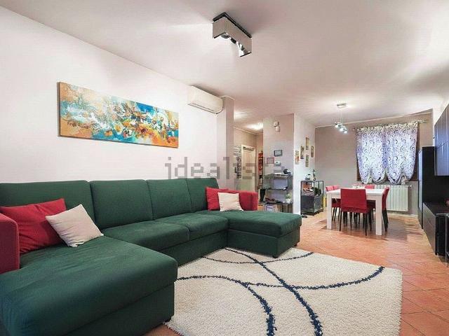 Case e ville in vendita di 190 m² in Via Russo, 38