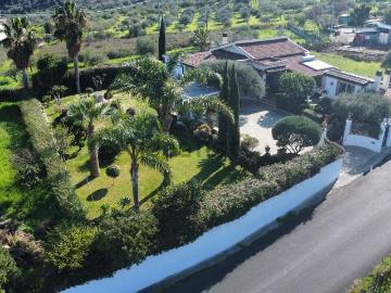 Case e ville in vendita di 190 m² in Contrada CUTRIGNOLO SN 98054 FURNARI ME