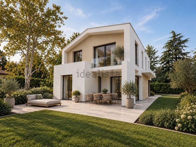 Case e ville in vendita di 191 m² in Strada Langhirano, 250