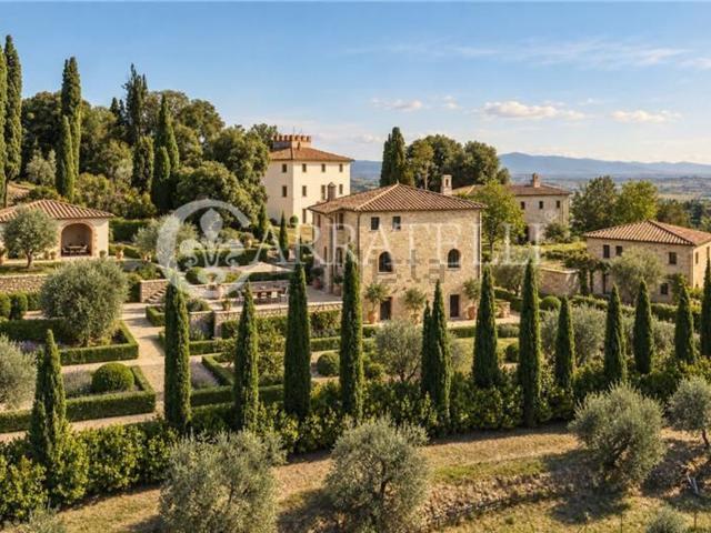 Case e ville in vendita di 1928 m² in Località Dreini, 39