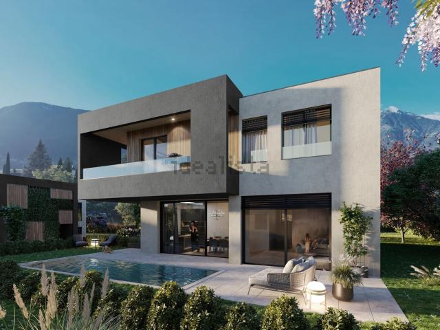 Case e ville in vendita di 192 m² in Via Schallhof