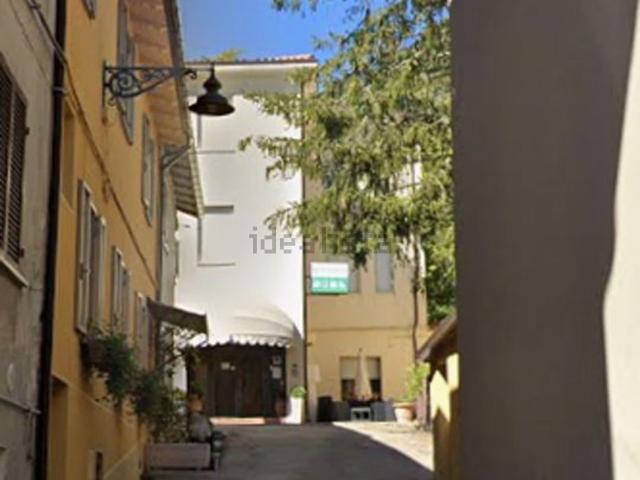 Case e ville in vendita di 192 m² in Via Roma