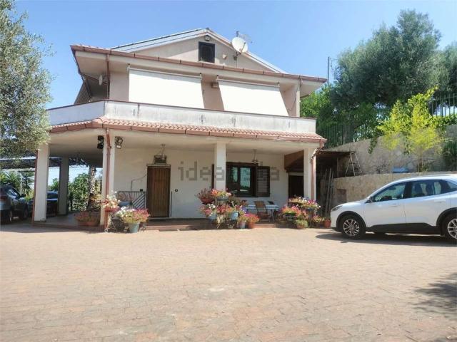 Case e ville in vendita di 192 m² in Contrada Mussano