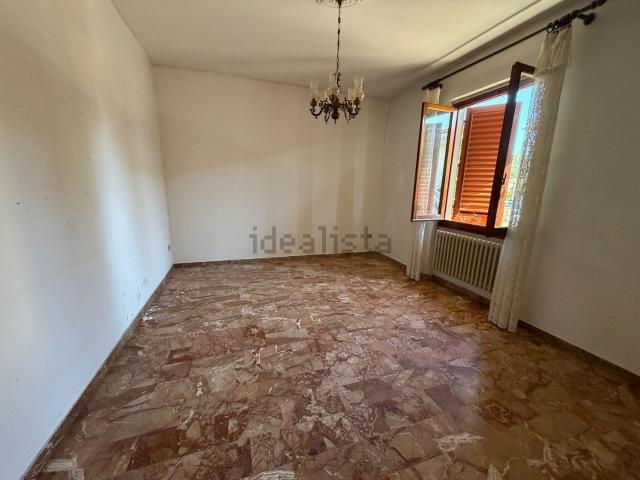 Case e ville in vendita di 192 m² in Piazza Cavour