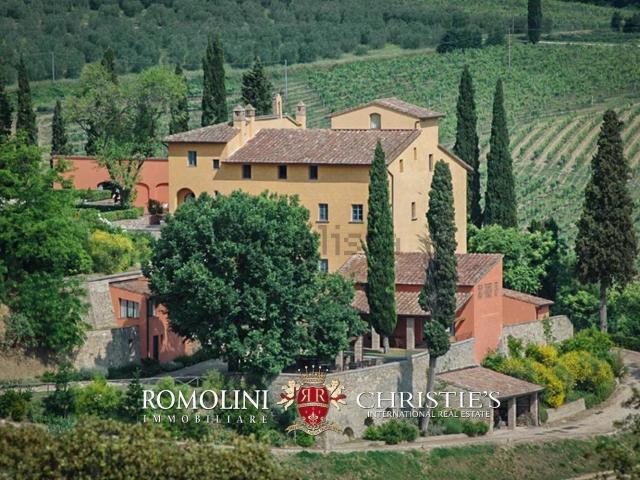 Case e ville in vendita di 1934 m²