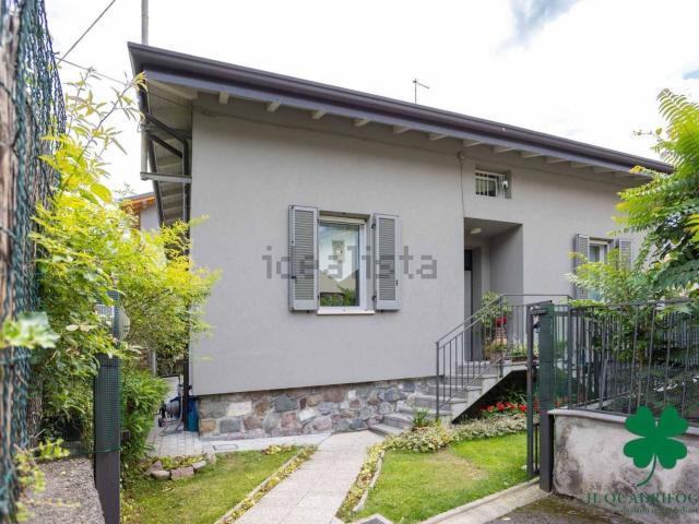 Case e ville in vendita di 193 m² in Via Amilcare Ponchielli, 1